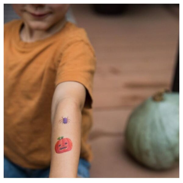 Sobre de tatuajes para niños | Eres Un Regalo | Papelería Infantil y Juguetería Online